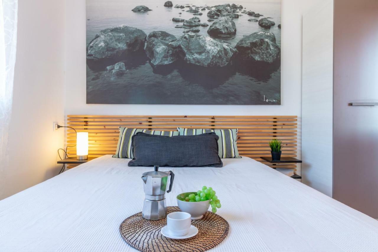 Goldhome - Bahia 6 เอมปูเรียบราบา ภายนอก รูปภาพ